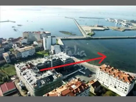 Piso En El Paseo Maritimo De Apartament Cambados